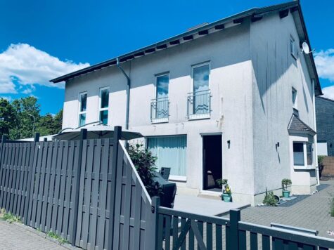 Wunderschöne Doppelhaushälfte in Dabringhausen, 42929 Wermelskirchen, Doppelhaushälfte