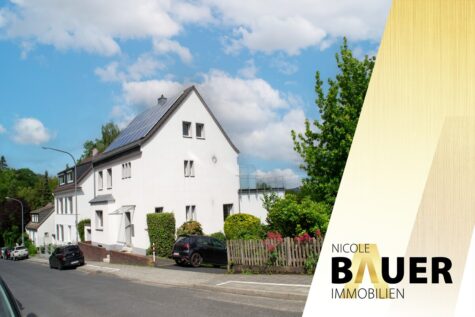 Zweifamilienhaus mit großer Lagerhalle und traumhaften Grundstück in Remscheid, 42855 Remscheid, Zweifamilienhaus