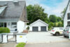 renoviertes, attraktives Zweifamilienhaus in ruhiger Lage in Odenthal - Außenansicht