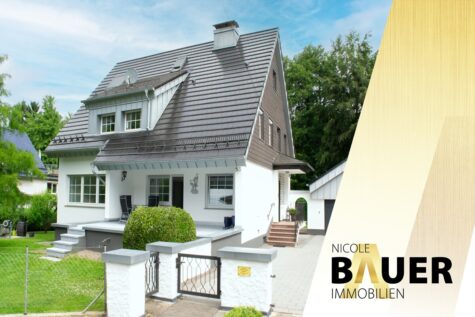 renoviertes, attraktives Zweifamilienhaus in ruhiger Lage in Odenthal, 51519 Odenthal, Zweifamilienhaus