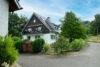 renoviertes, attraktives Zweifamilienhaus in ruhiger Lage in Odenthal - Außenansicht